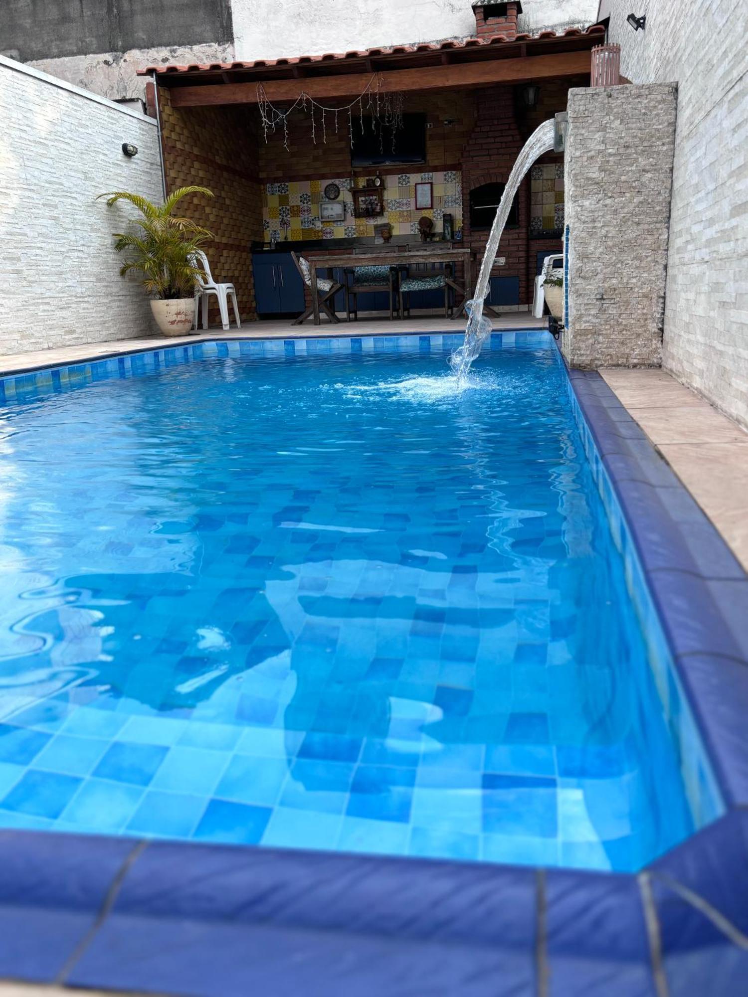 Casa Recem Reformada Com Piscina E Espaco Gourmet *